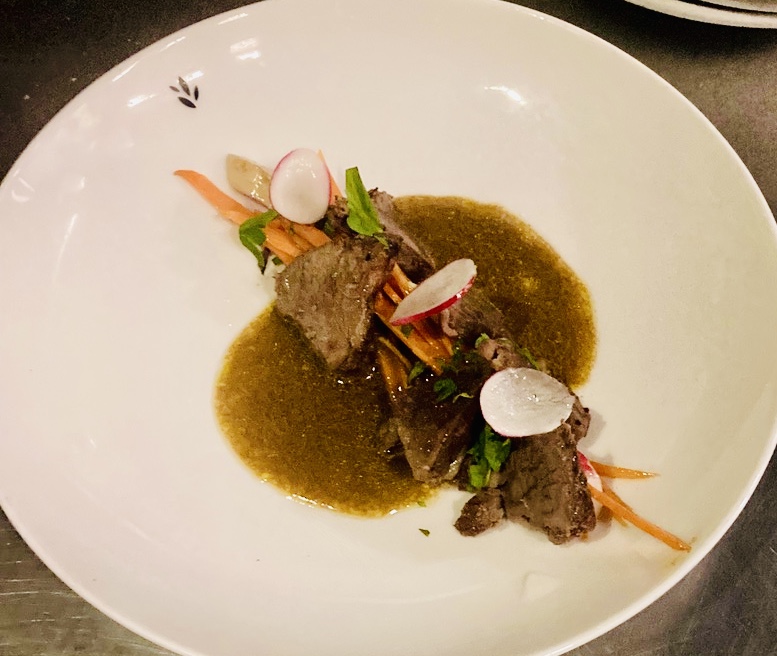 Plat de chef privé Plat de viande en sauce